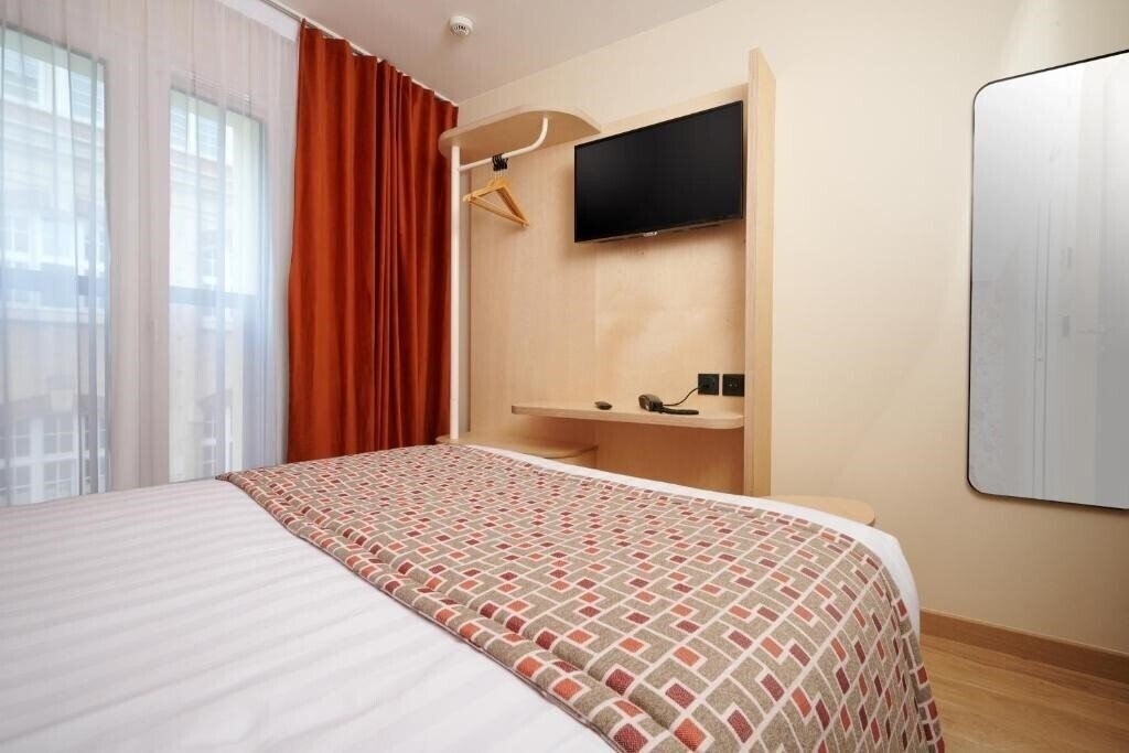 Картинка VLH Paris Montparnasse Eiffel 3*