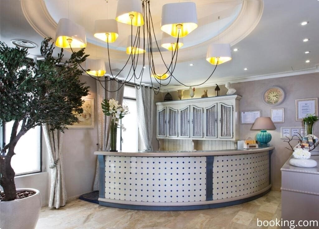 Фотография Hotel Daumesnil Vincennes 3*