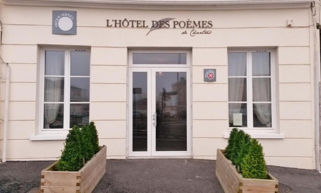 Изображение L'Hotel des Poemes de Chartres (ex. Inter-Hotel Les Poemes de Chartres, The Originals Boutique Hotel les Poemes de Chartres) 3*