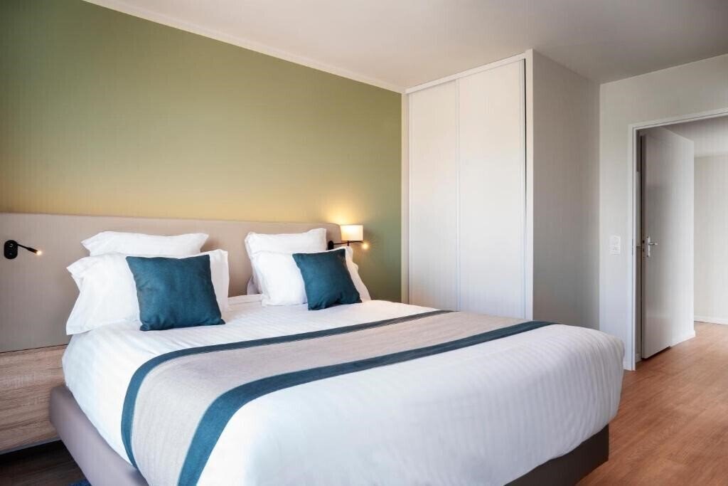 Фото Residhome Chartres 3*