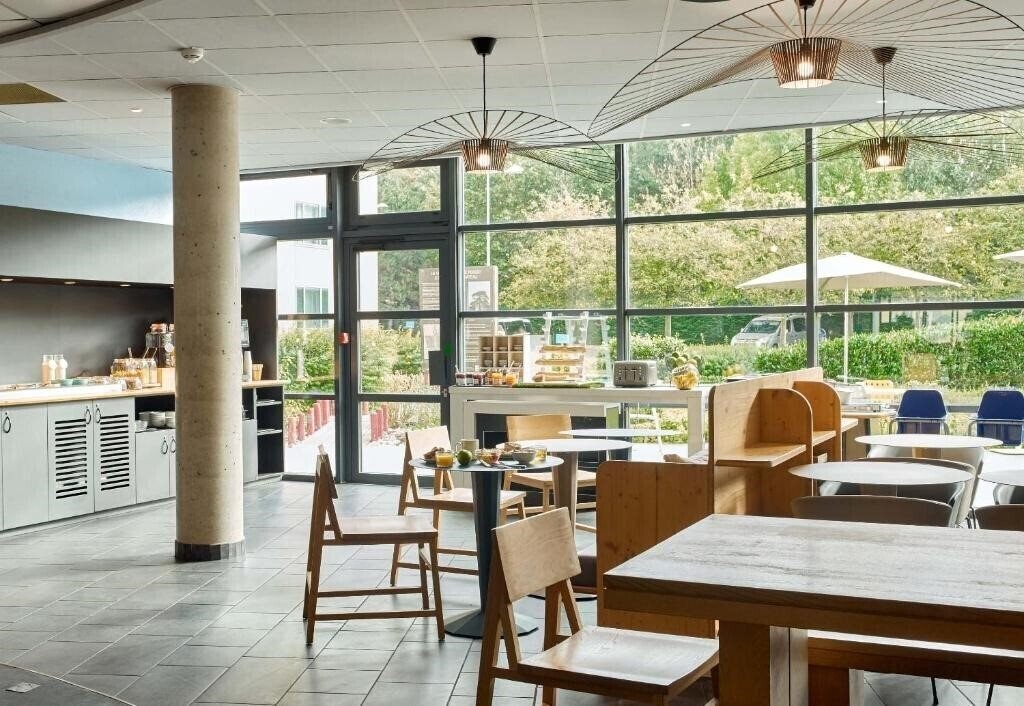 Зображення B&B Hotel Paris Grand Roissy CDG Aeroport 4*
