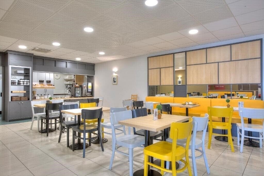 Зображення B&B Hotel Dreux Centre 2*