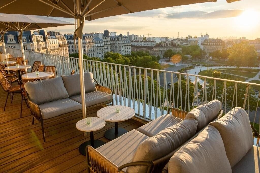 Готель The People Paris Nation 3*