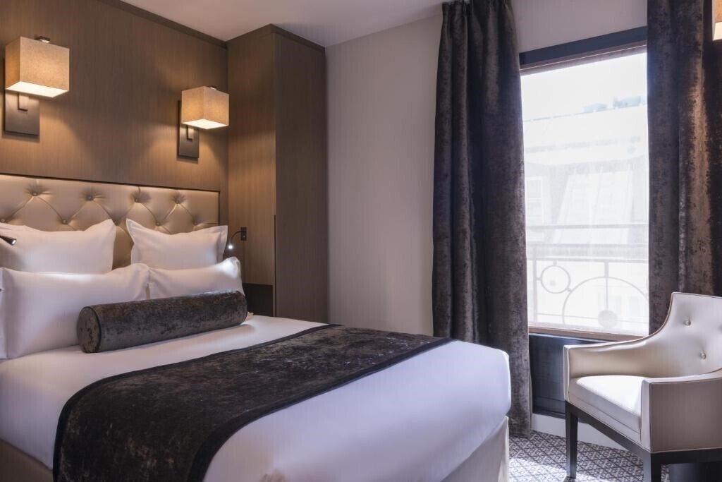 Готель La Villa des Ternes 3*