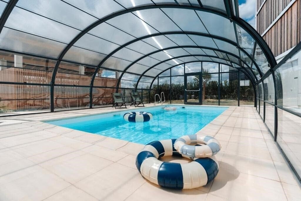 Отель Westotel Taverny Paris Val d'Oise 4*