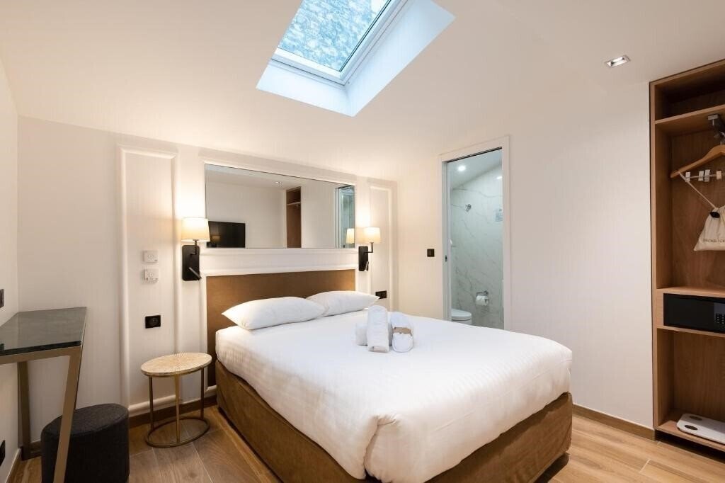 Фотография Hotel Au Coeur de Republique 3*