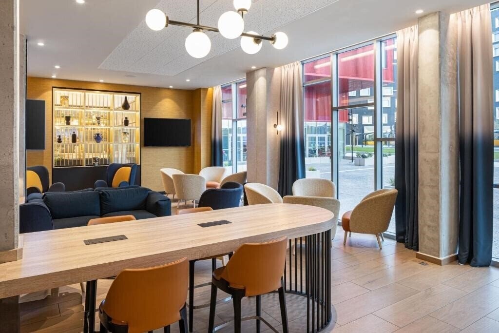 Картинка Courtyard by Paris Charles de Gaulle Airport 4*
