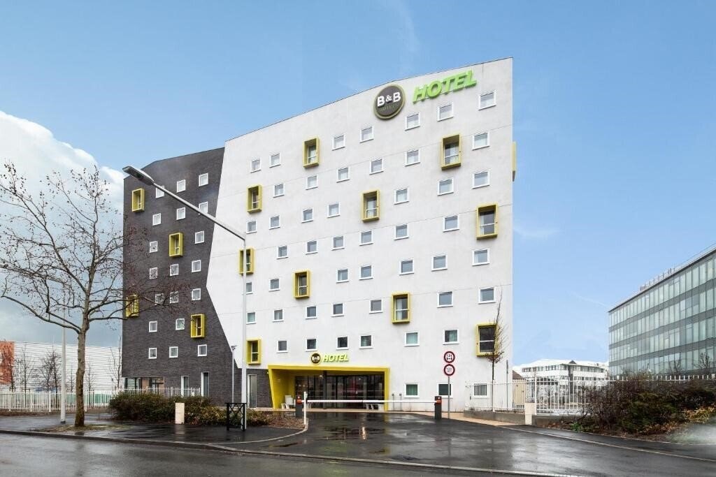Отель B&B Hotel Nanterre Rueil Malmaison 3*