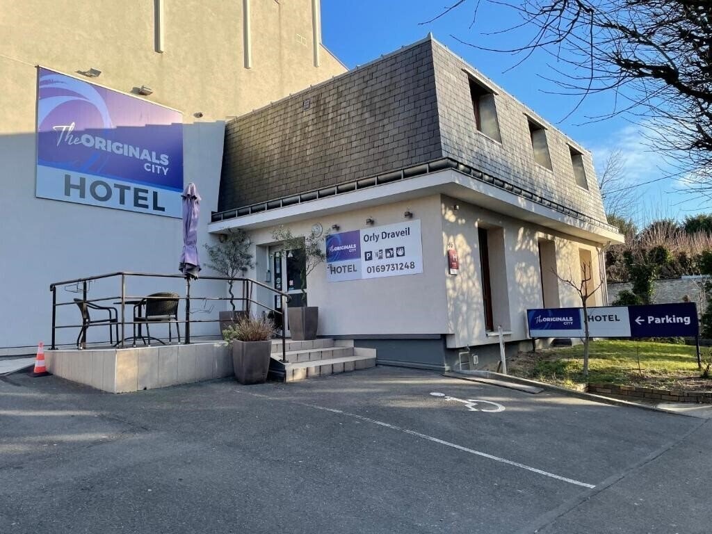 Фото Hotel The Originals Paris Sud Orly Draveil 3*