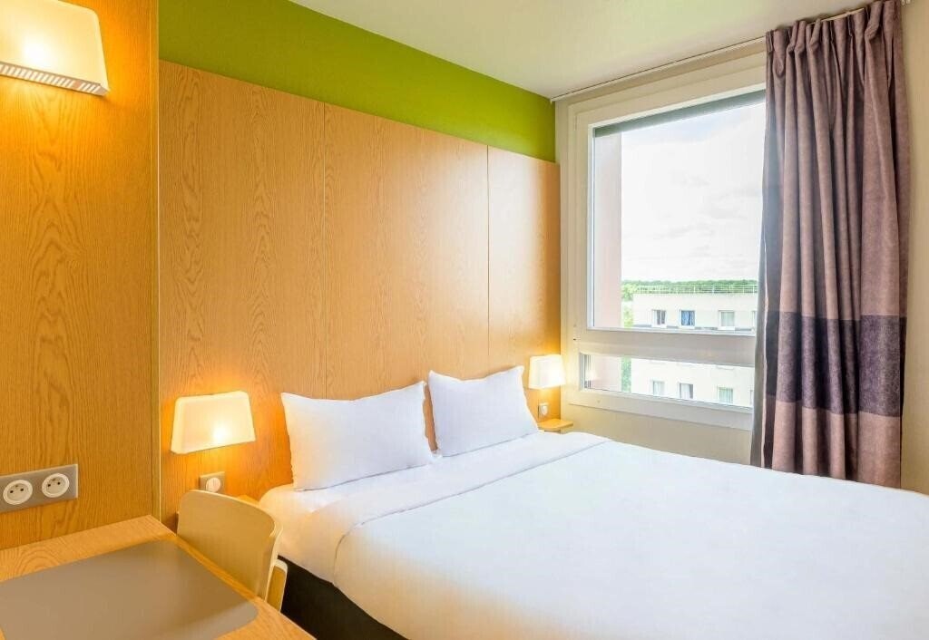 Отель B&B Hotel Marne La Vallee Torcy 3*