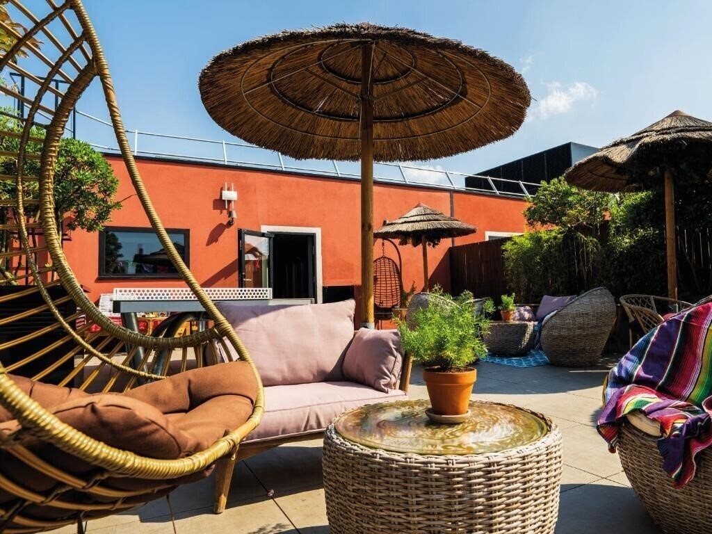 Зображення MOB Hotel Paris les Puces (ex. Mob Hotel of The People) 3*