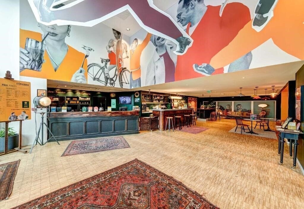 Отель B&B Home Paris Mairie de Saint Ouen 3*