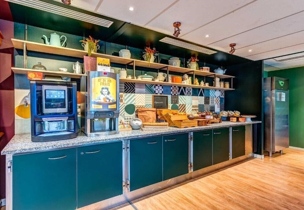 Картинка B&B Home Paris Mairie de Saint Ouen 3*