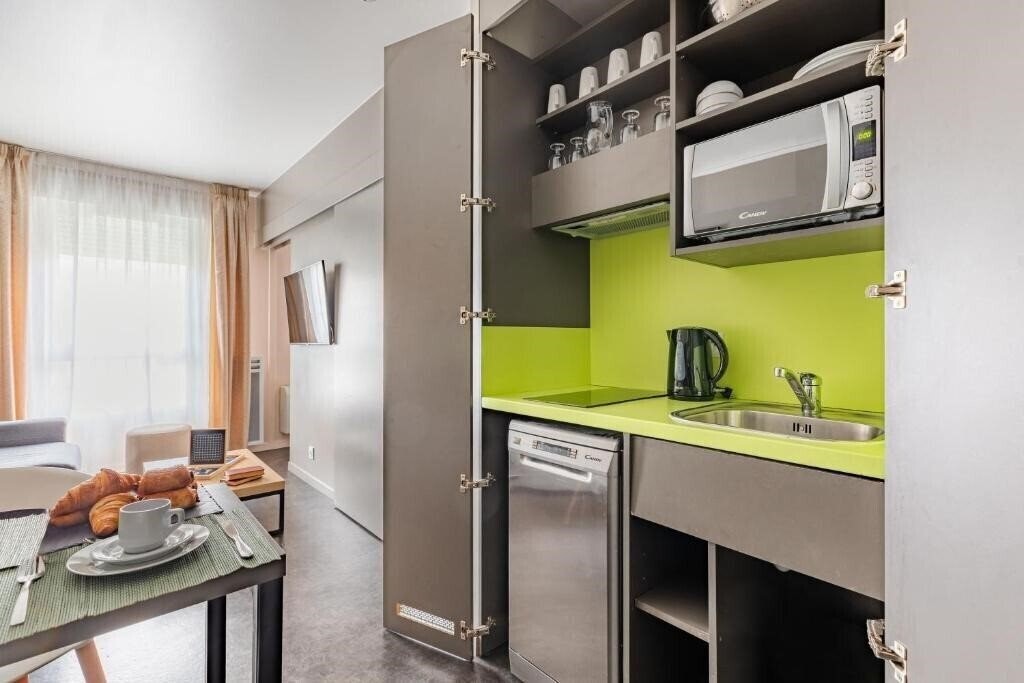Фотография Appart'City Confort Le Bourget Aeroport 4*