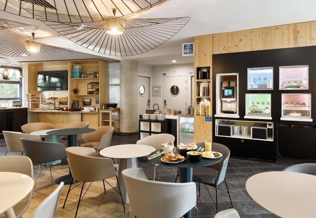 Зображення B&B Home Velizy 4*
