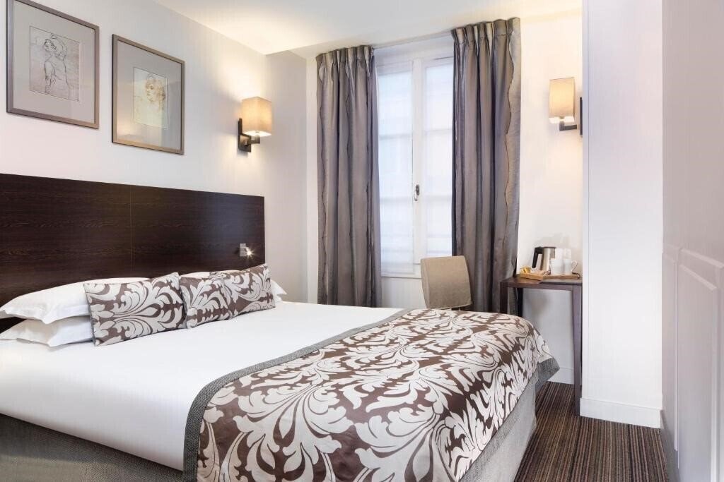 Готель Hotel Paris Louvre Opera 3*