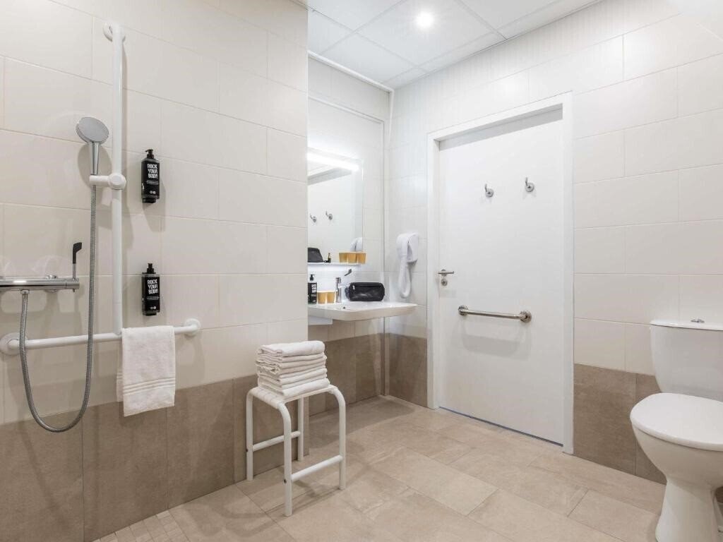 Зображення Ibis Paris La Villette Cite des Sciences 19eme 3*