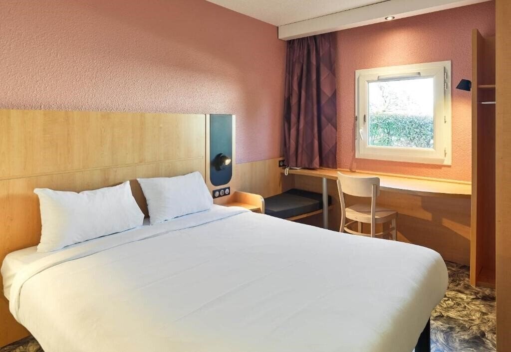 Отель B&B Hotel Orly Rungis Aeroport 3 Etoiles 3*