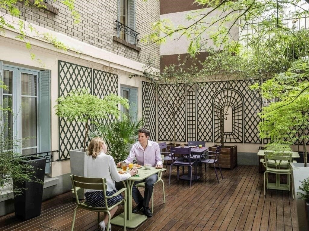 Отель Aparthotel Adagio Access Paris Philippe Auguste 2*