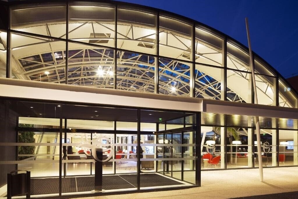 Фотографія Oceania Paris Roissy CDG 4*