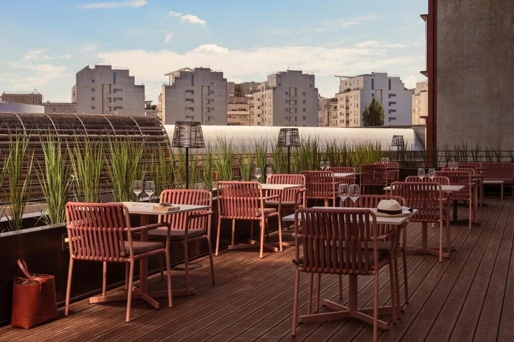 Фото Okko Hotels Paris La Defense 4*
