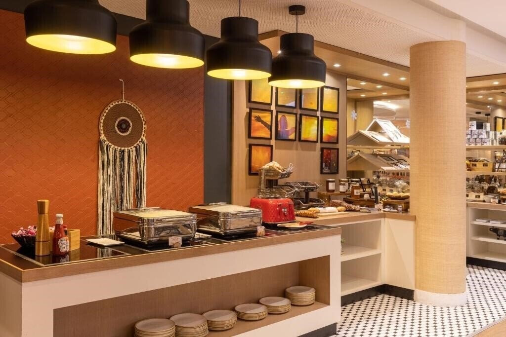 Фотографія Aiden by Best Western Paris Roissy CDG 4*