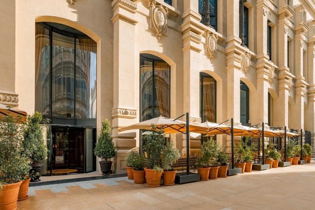 Готель Hotel Madame Reve 5*