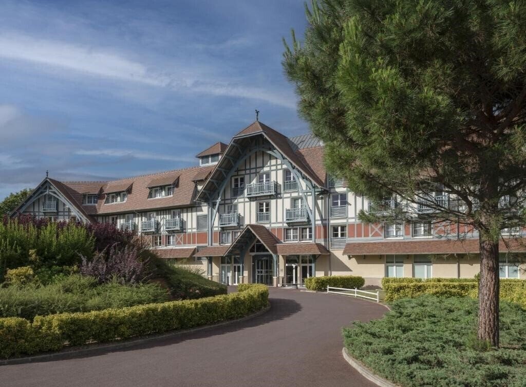 Фото Renaissance Paris Hippodrome de St. Cloud Hotel 4*