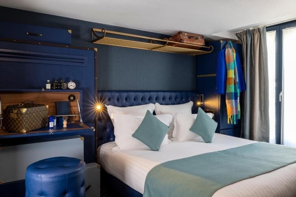 Отель Hotel Whistler 4*