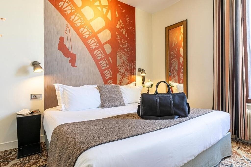 Фото Hotel Alpha Paris Eiffel by Patrick Hayat 3*