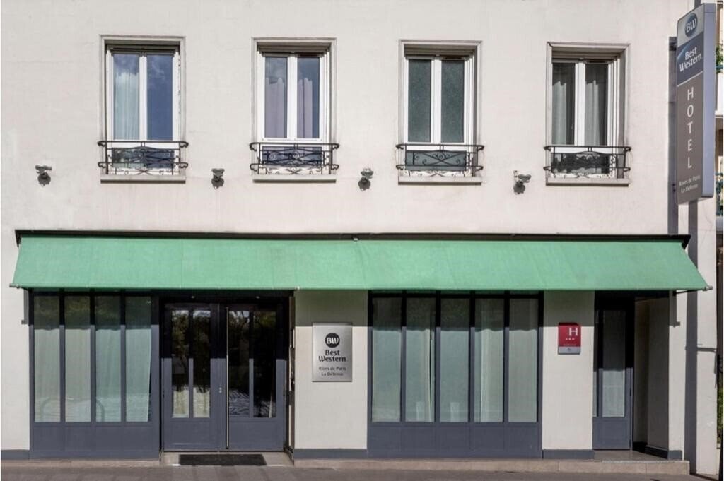 Фото Best Western Rives de Paris La Defense 3*