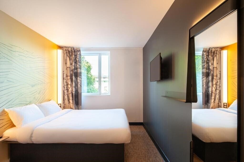 Фото B&B Hotel Saint Denis Porte de Paris 3*