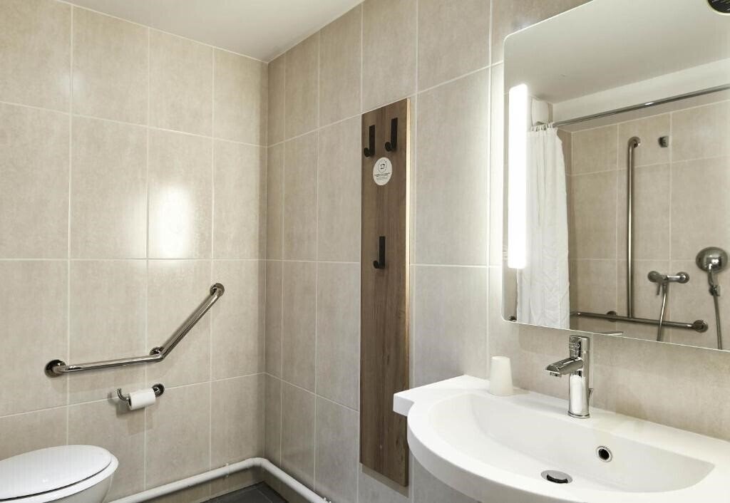 Фотографія B&B Hotel Saint Denis Porte de Paris 3*