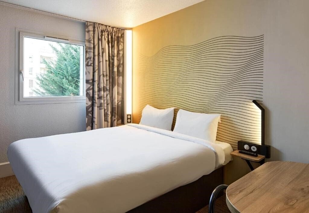 Отель B&B Hotel Paris Saint Denis Pleyel 3*