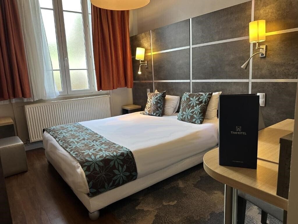 Фото Timhotel Boulogne Rives de Seine 2*
