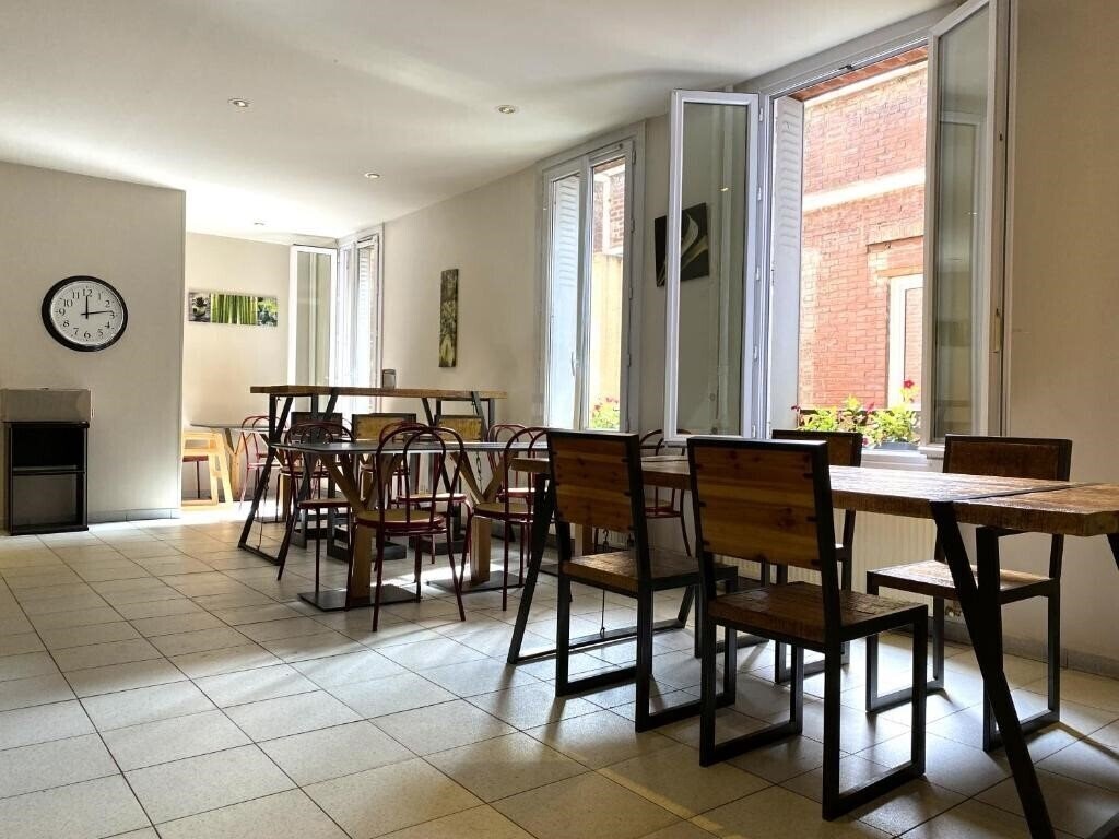 Фотографія Timhotel Boulogne Rives de Seine 2*