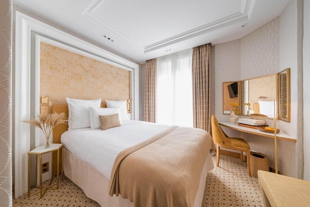 Фото Madison Hotel 4*