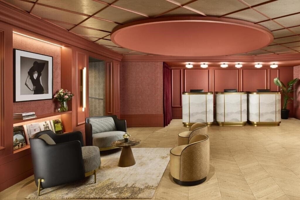 Фотография NH Collection Paris Ponthieu Champs Elysees 4*