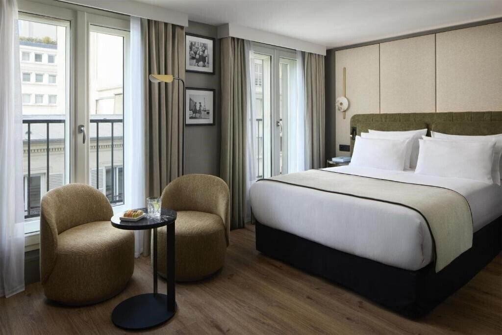 Картинка NH Collection Paris Ponthieu Champs Elysees 4*