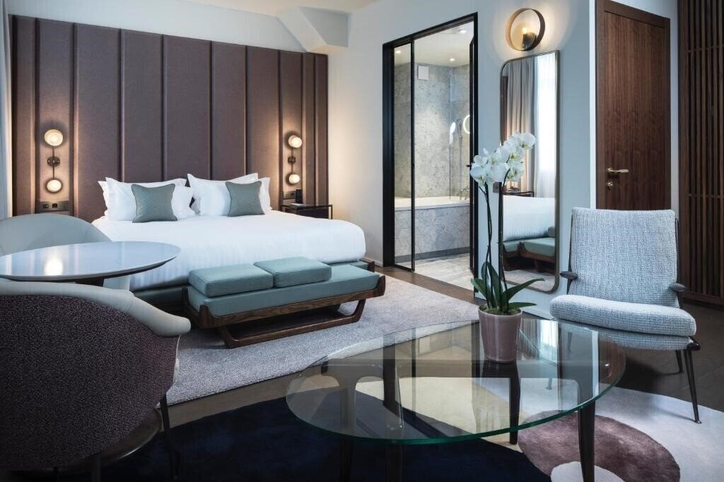Готель Maison Breguet 5*