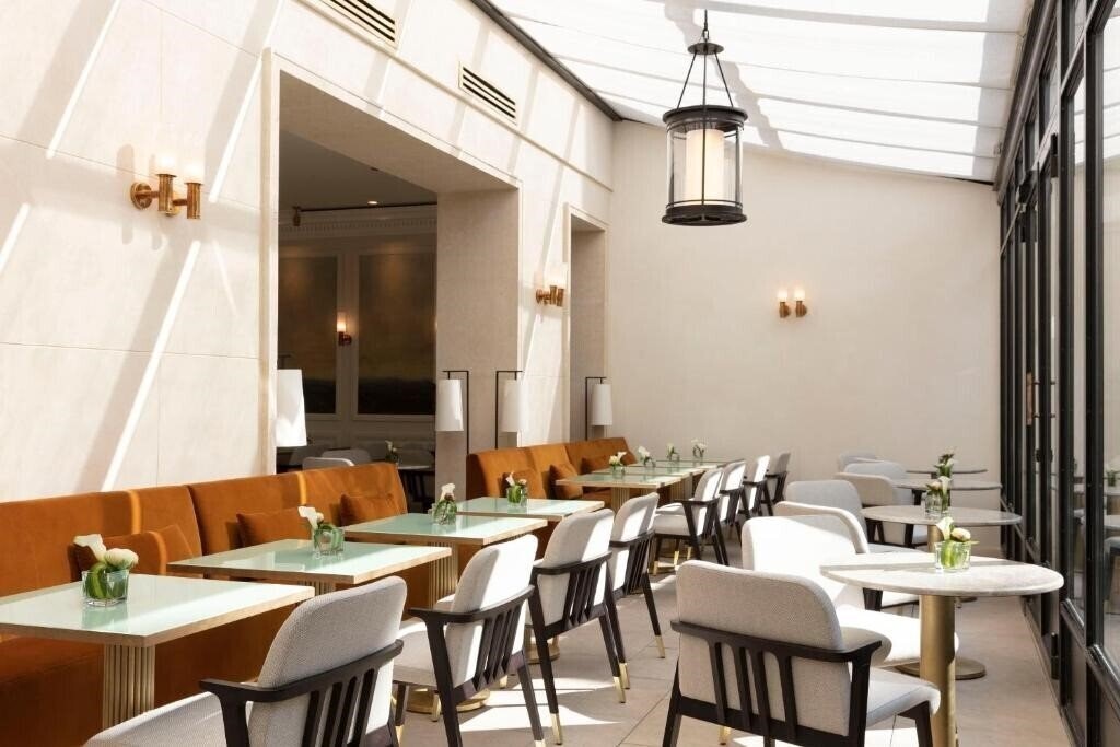 Картинка Les Jardins du Faubourg 5*