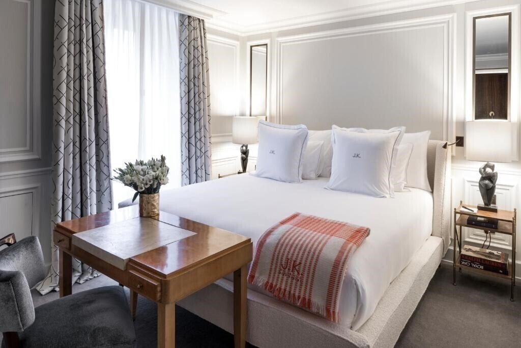 Отель J.K. Place Paris 5*