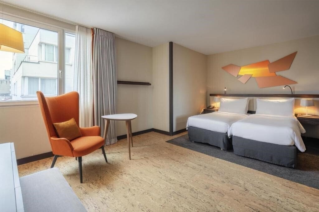 Фото DoubleTree by Hilton Paris Boulogne 4*
