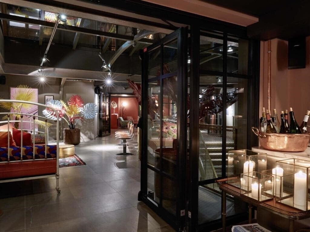 Фото 25Hours Hotel Terminus Nord 4*