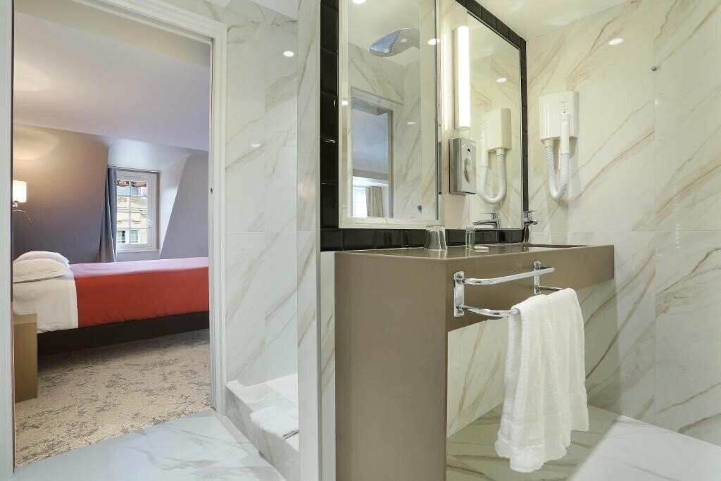 Фото Hotel Concortel Paris 3*