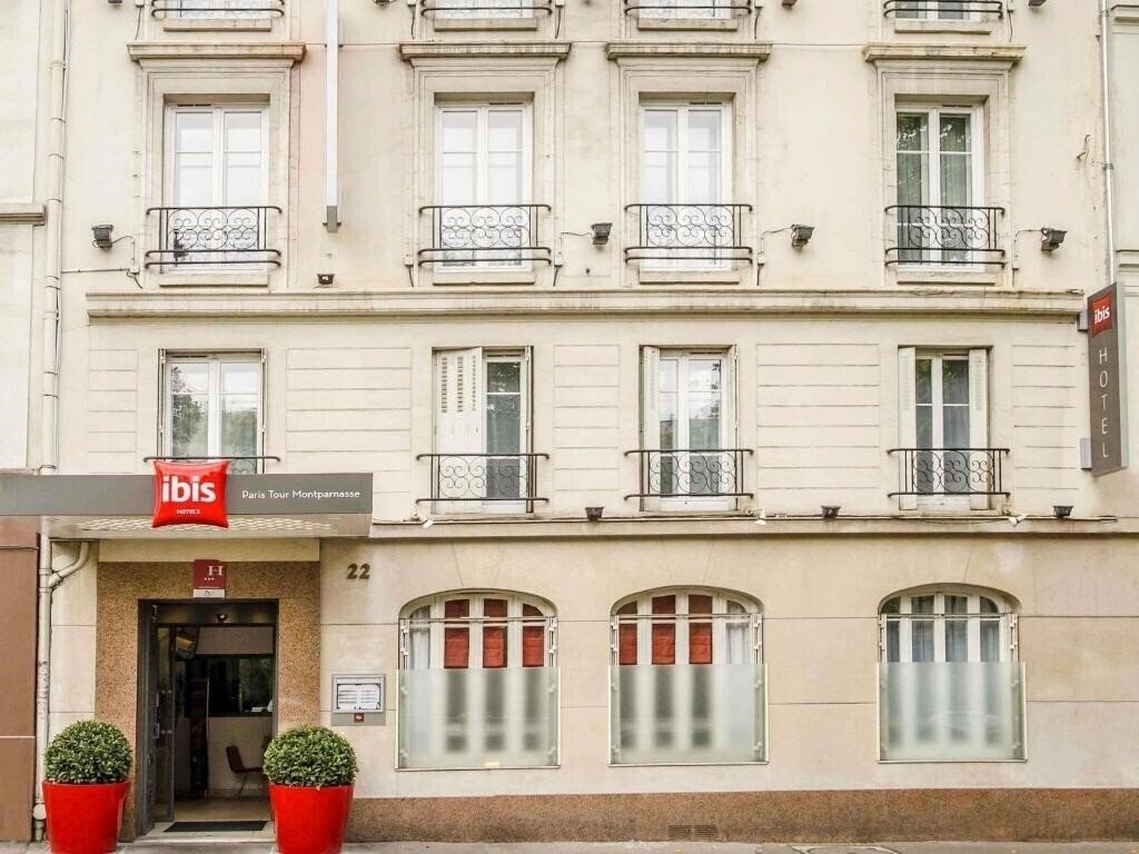 Отель Ibis Paris Tour Montparnasse 15eme 3*