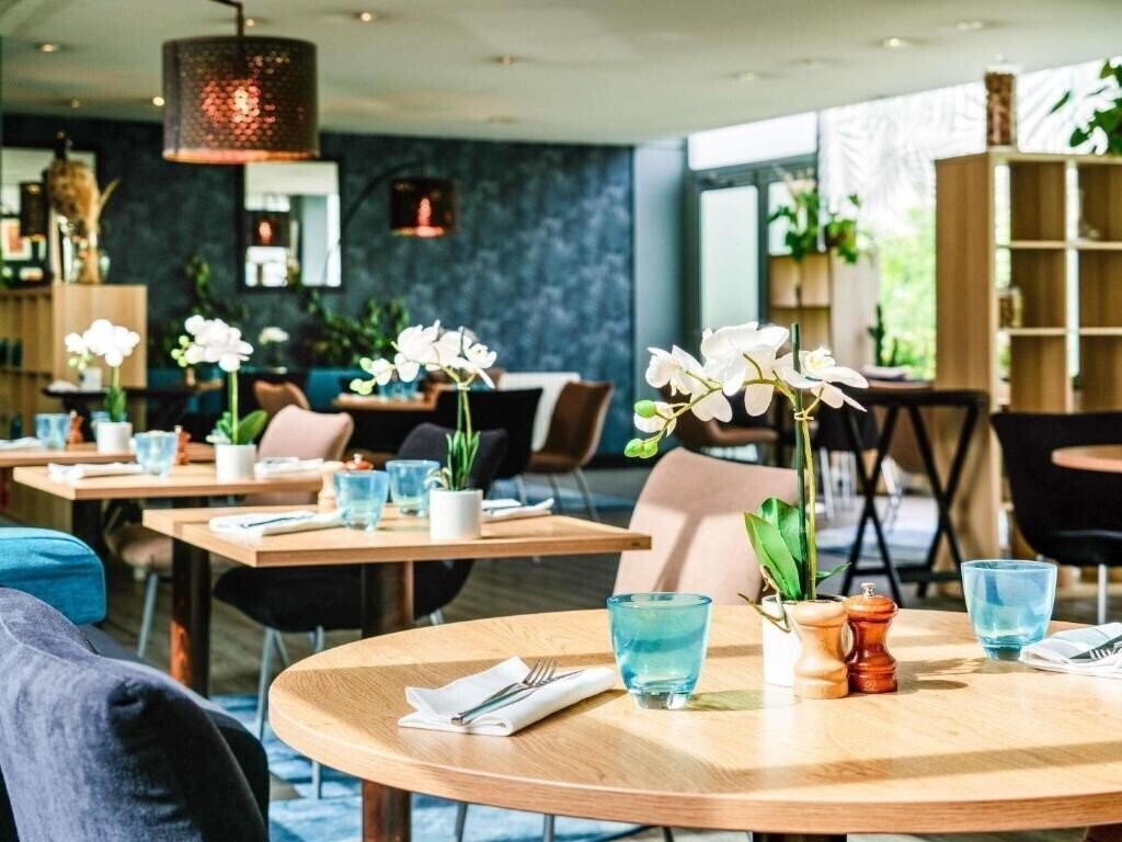 Отель Mercure Paris Orly Rungis Airport 4*