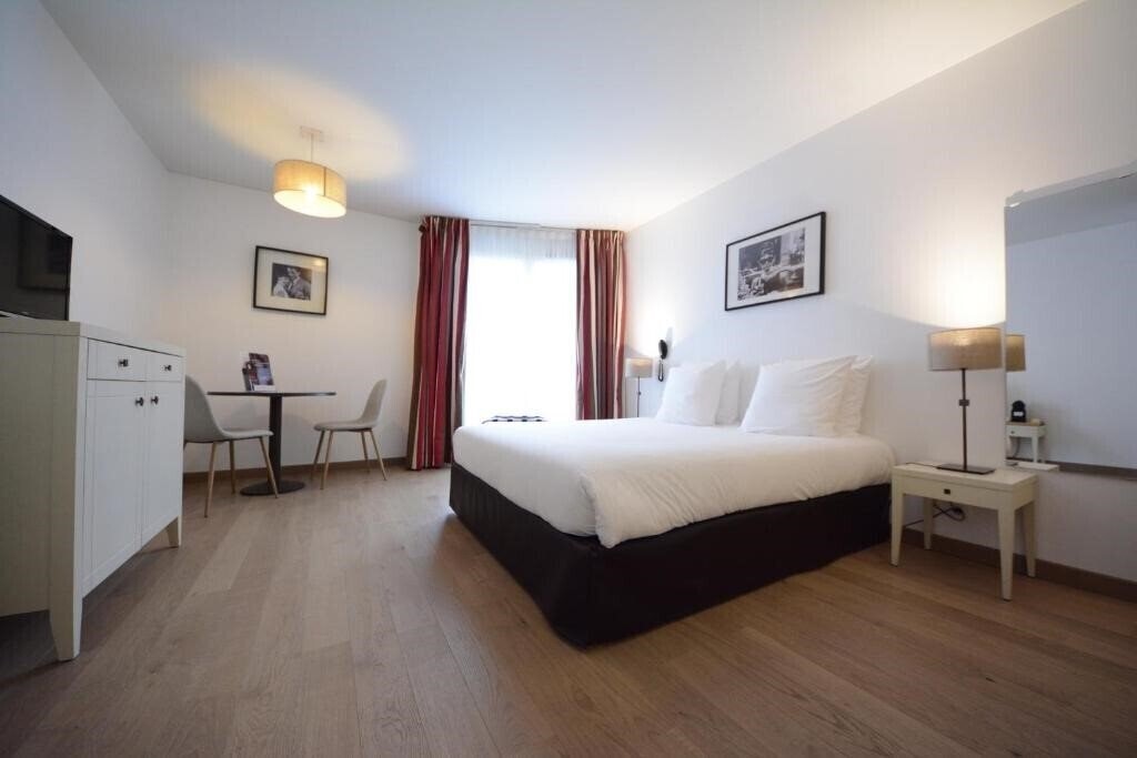 Фото Cerise Paris Chatou 3*