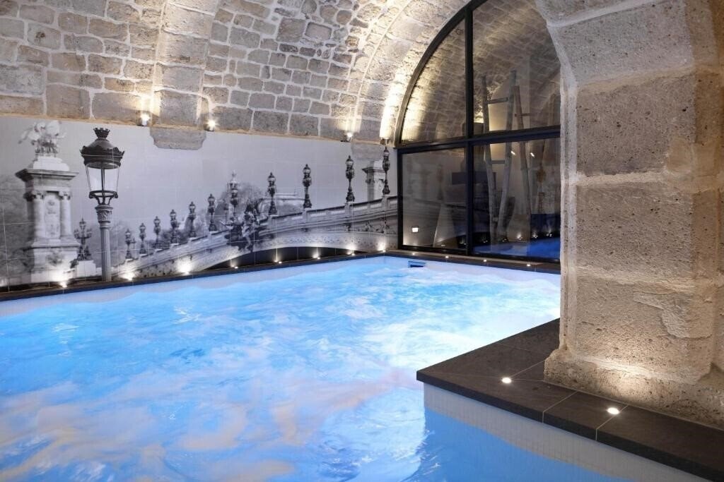 Отель Hotel La Lanterne & SPA by Timhotel 4*
