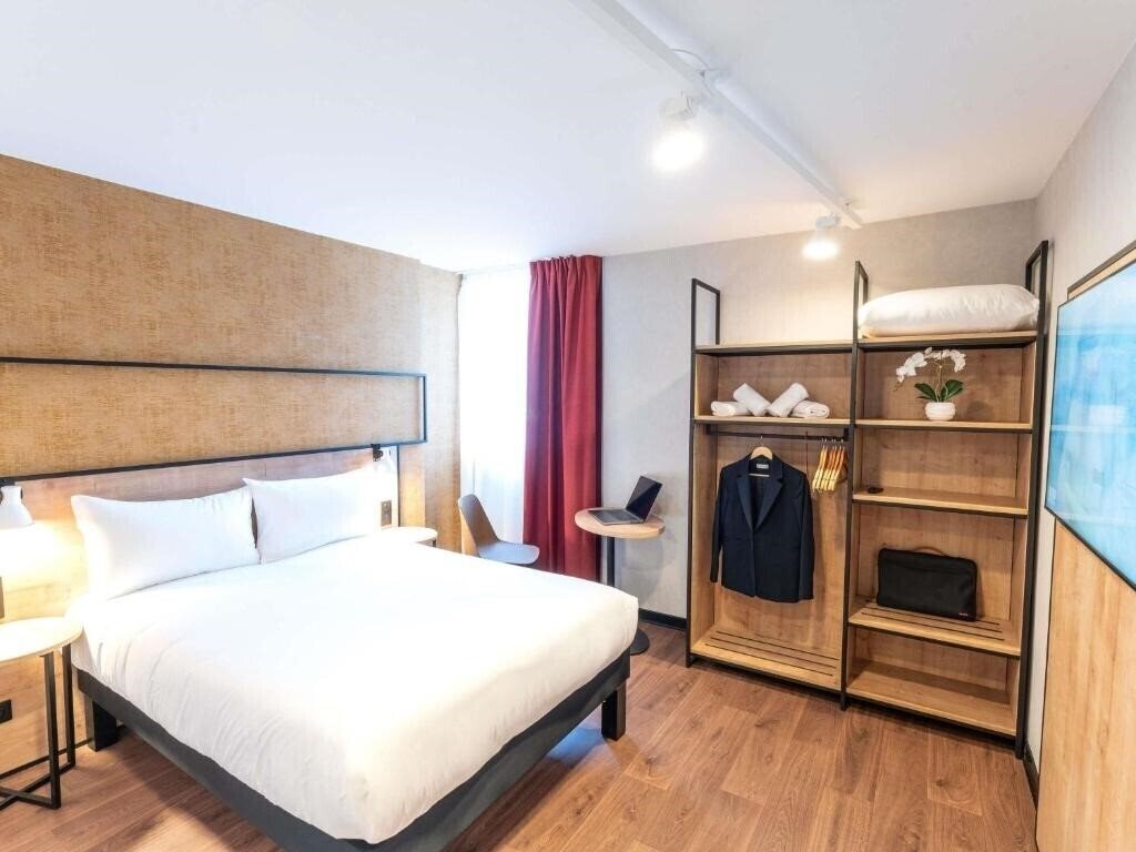 Фото ibis Paris Nord Porte de Saint Ouen 3*